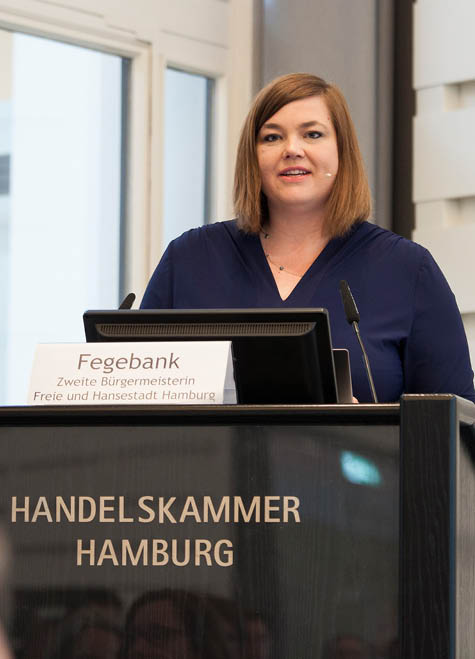 12. Hamburger Mediensymposium. 5.Juli 2022 in der Handelskammer Hamburg. Albert Sch fer Saal. Katharina Fegebank, Zweite B rgermeisterin Hansestadt Hamburg